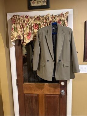 Zara Olive Green Women's Double-Breasted Blazer